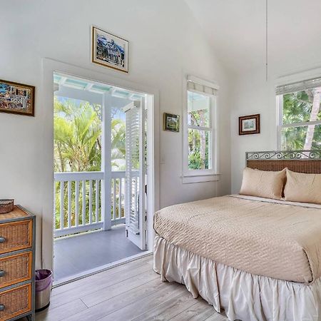 Land Of Love By Avantstay Pets Allowed Shared Pool Great Location Month Long Stays Only Key West Exterior foto