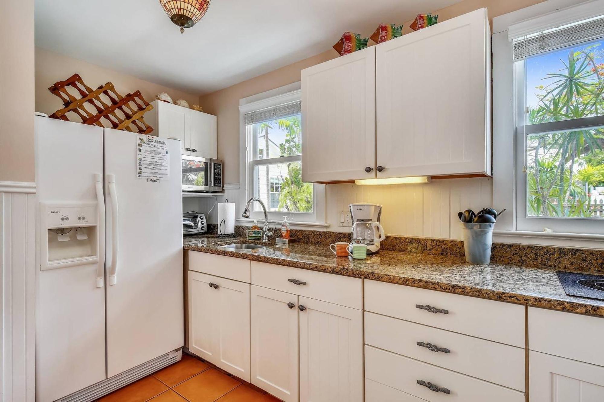 Land Of Love By Avantstay Pets Allowed Shared Pool Great Location Month Long Stays Only Key West Exterior foto